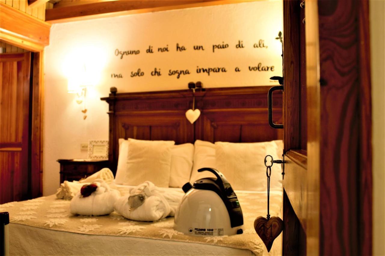 Hotel Le Coeur du Pont à Donnaz Extérieur photo