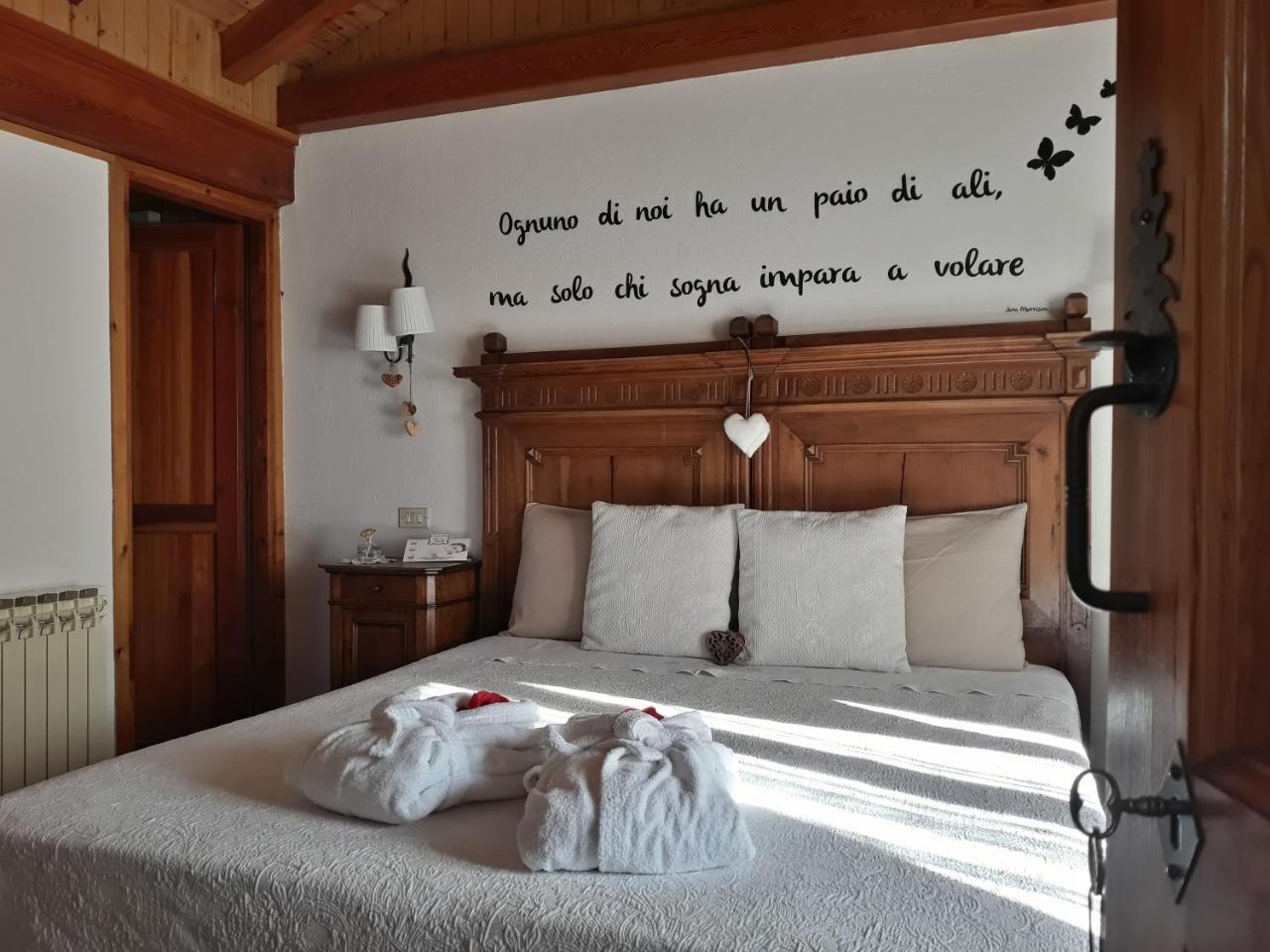 Hotel Le Coeur du Pont à Donnaz Extérieur photo